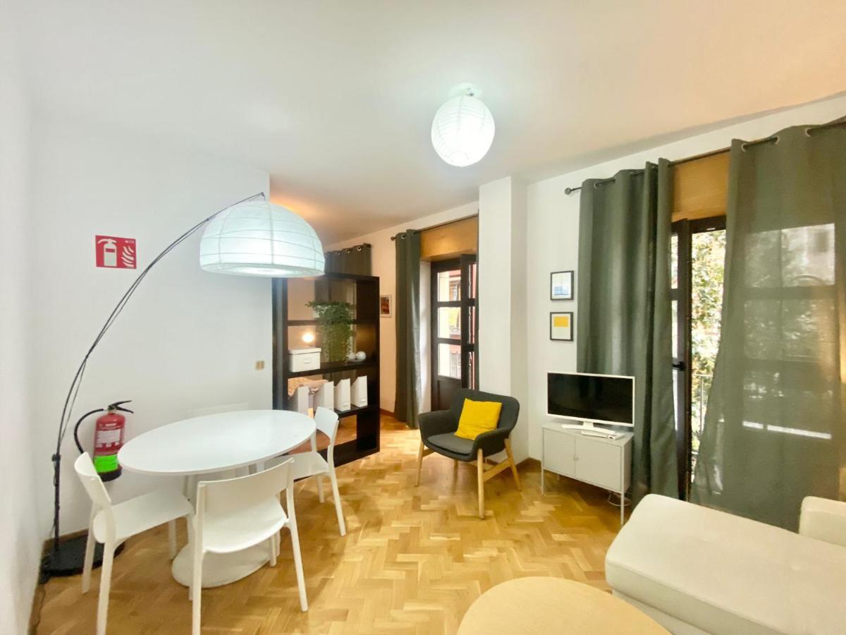 Centro Barrio Embajadores 01 Мадрид Экстерьер фото